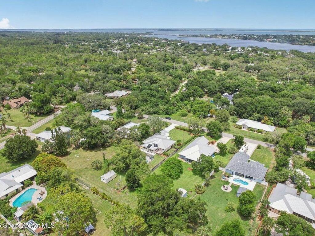 9830 Oak Trail, Micco, FL 32976