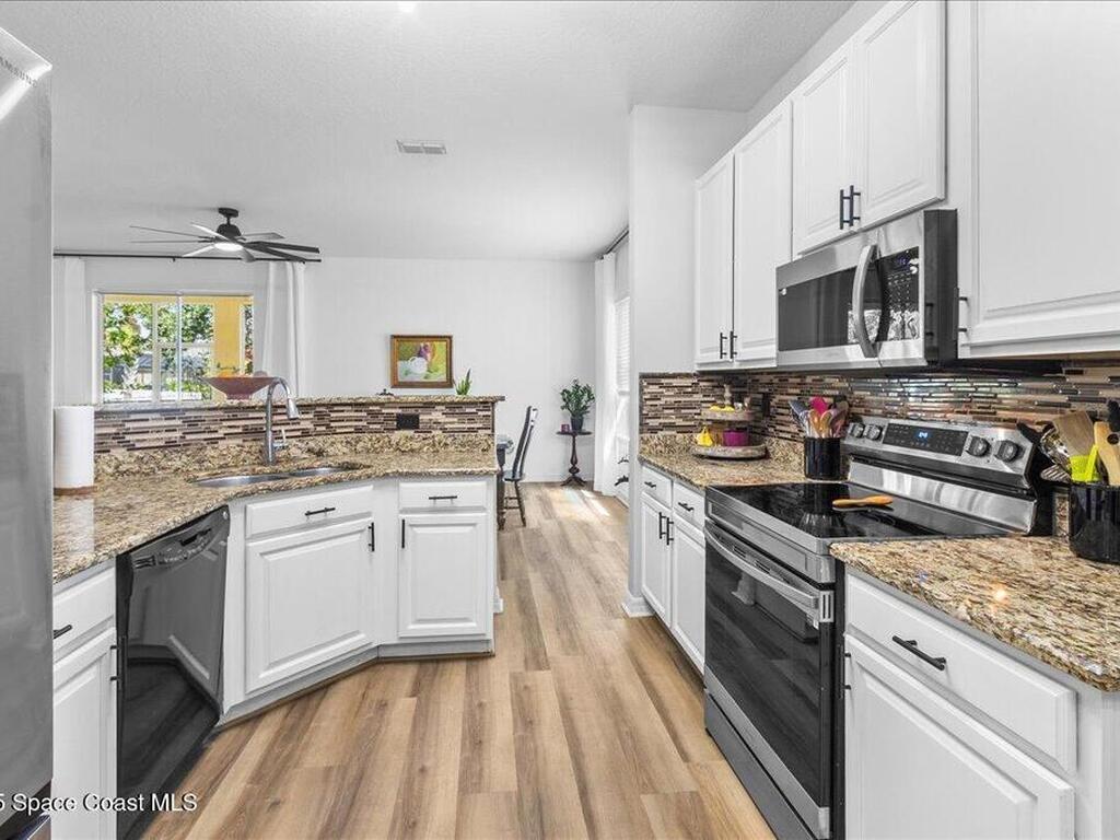 2286 Snapdragon Drive, Palm Bay, FL 32907