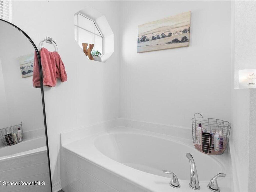 2286 Snapdragon Drive, Palm Bay, FL 32907