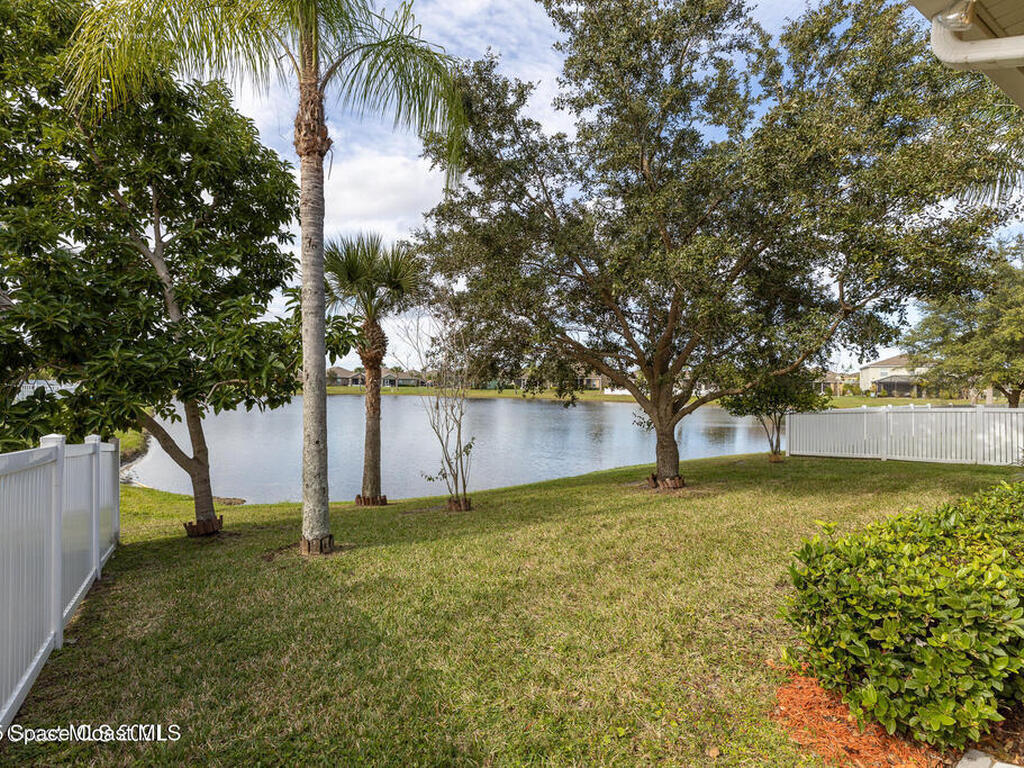 2286 Snapdragon Drive, Palm Bay, FL 32907