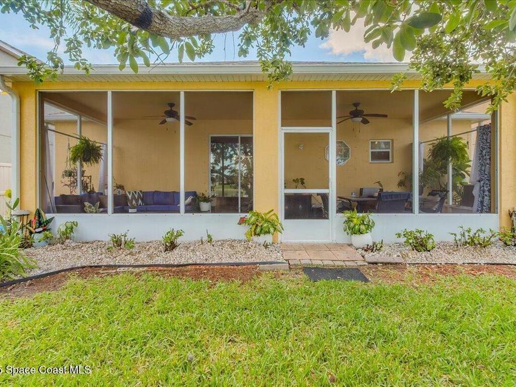 2286 Snapdragon Drive, Palm Bay, FL 32907