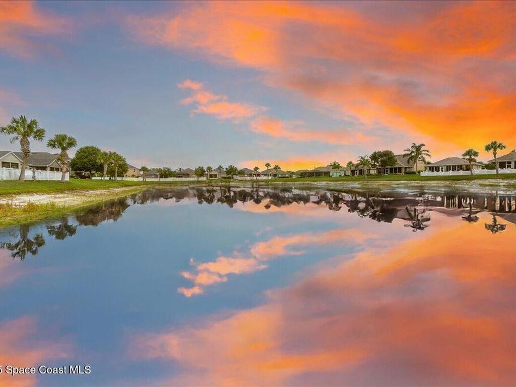 2286 Snapdragon Drive, Palm Bay, FL 32907