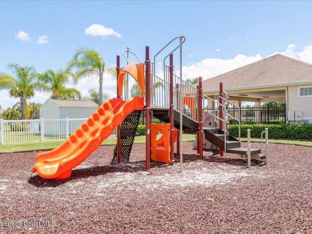 2286 Snapdragon Drive, Palm Bay, FL 32907
