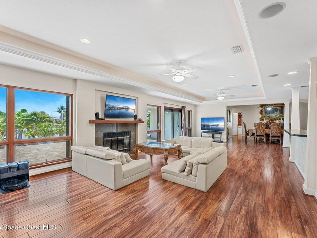 1525 Sykes Creek Drive, Merritt Island, FL 32953