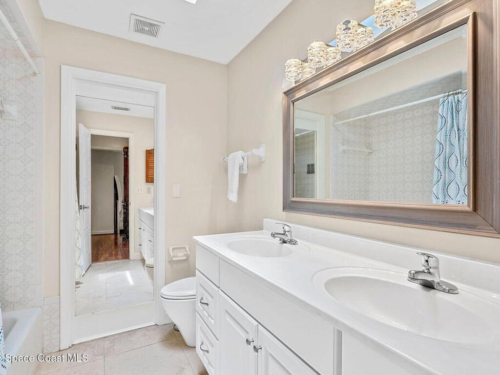 1525 Sykes Creek Drive, Merritt Island, FL 32953