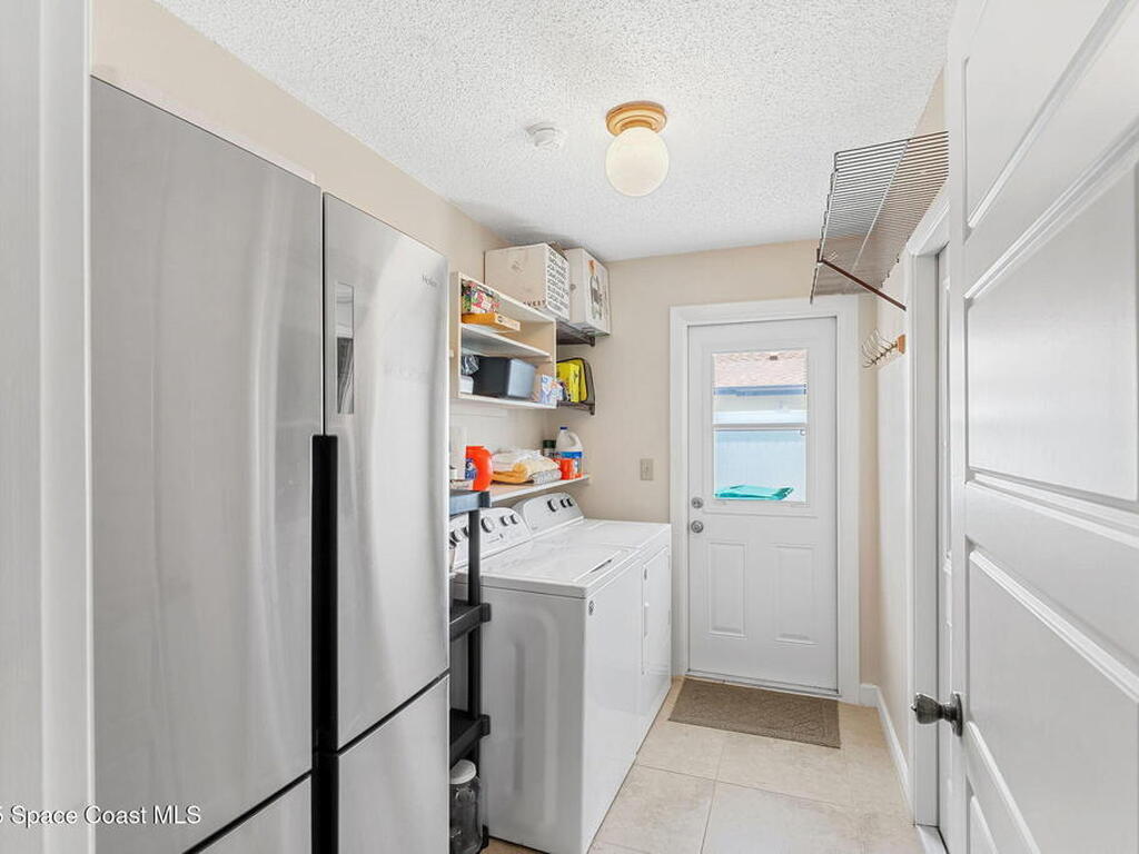 1525 Sykes Creek Drive, Merritt Island, FL 32953