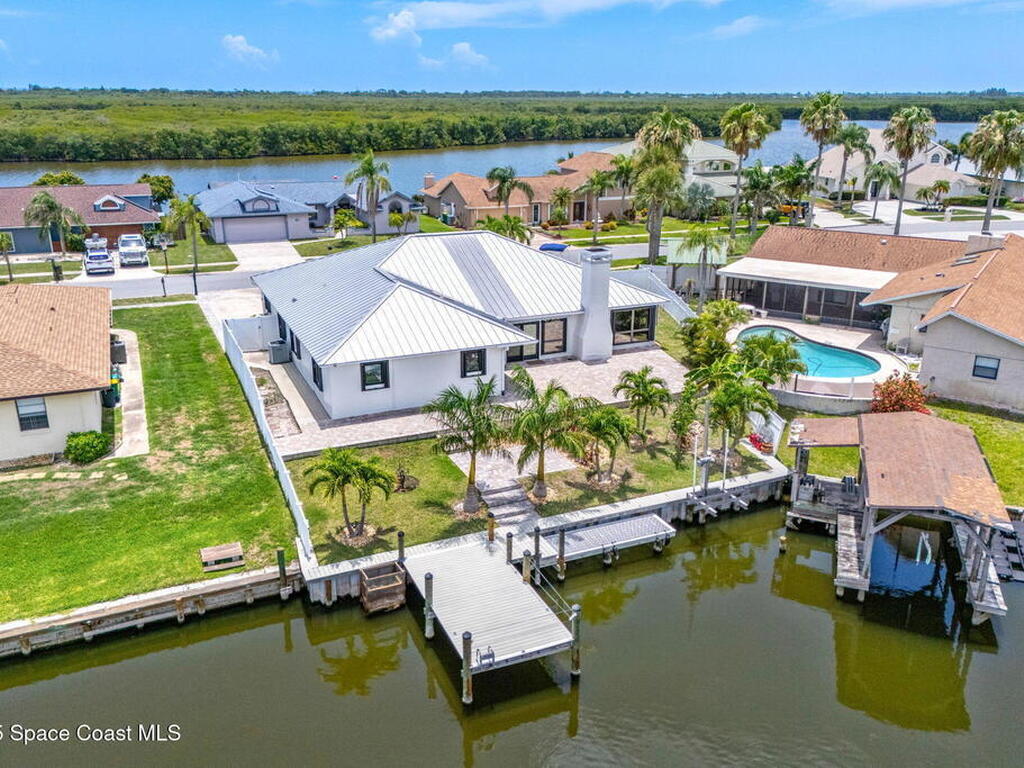 1525 Sykes Creek Drive, Merritt Island, FL 32953