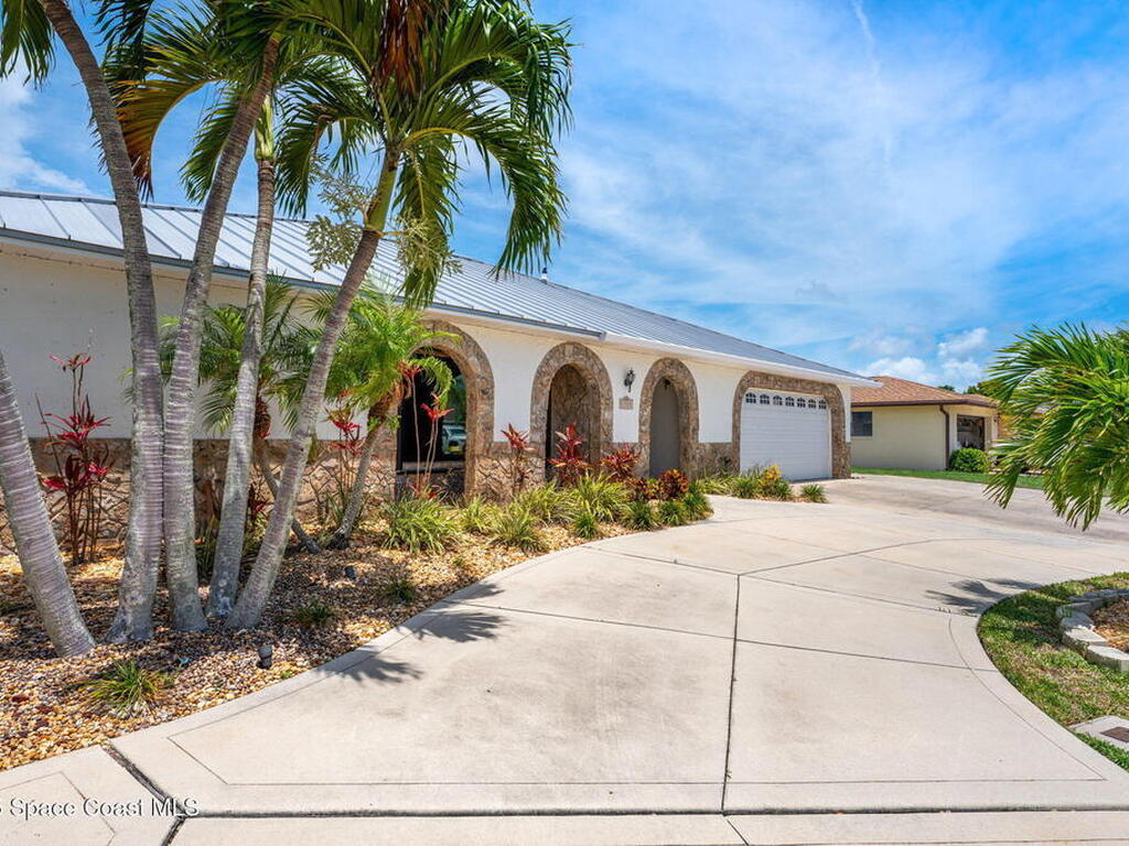 1525 Sykes Creek Drive, Merritt Island, FL 32953