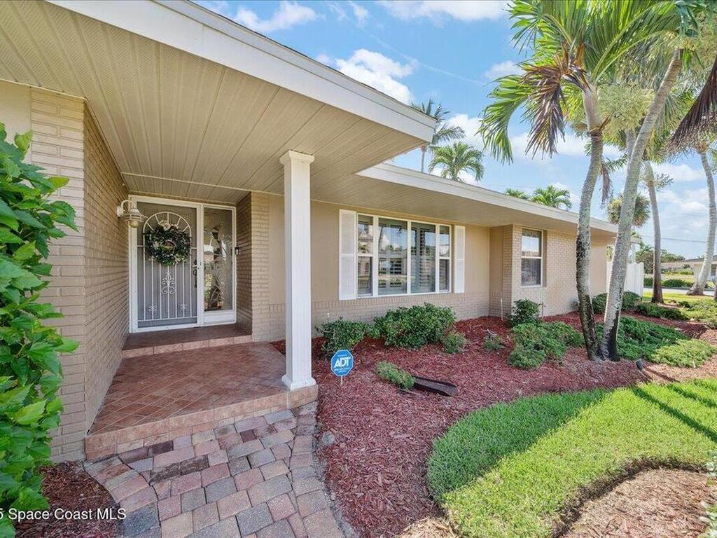 704 Malibu Lane, Indialantic, FL 32903