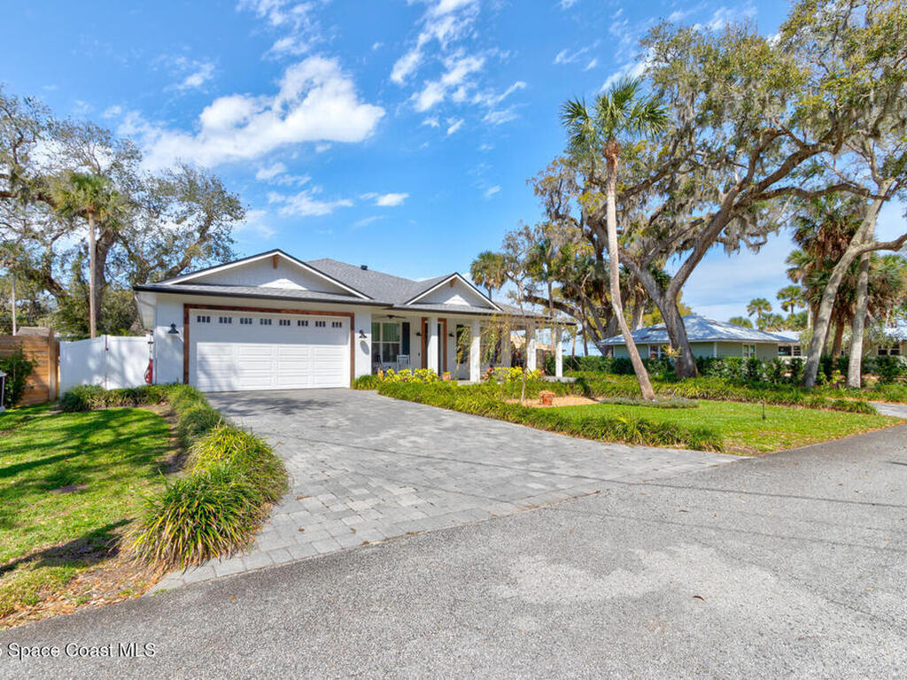 105 Azalea Circle, New Smyrna Beach, FL 32168