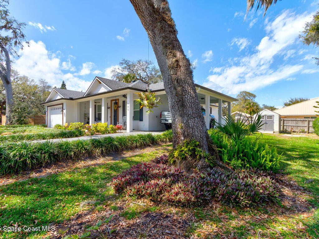 105 Azalea Circle, New Smyrna Beach, FL 32168