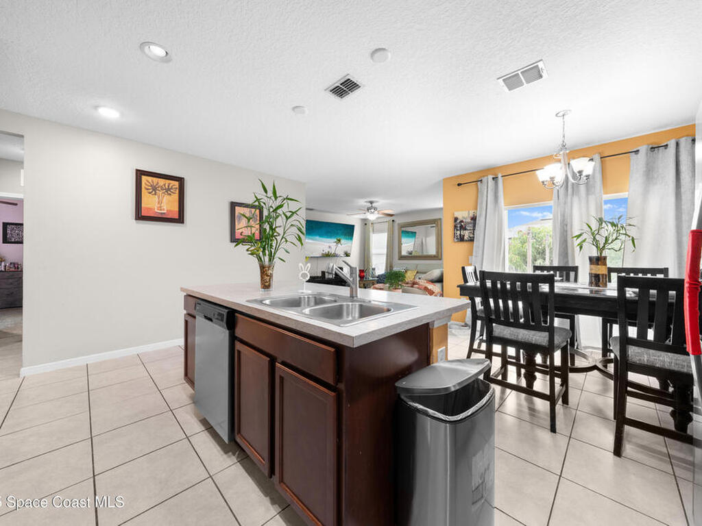 739 Jefferson Street, Davenport, FL 33837