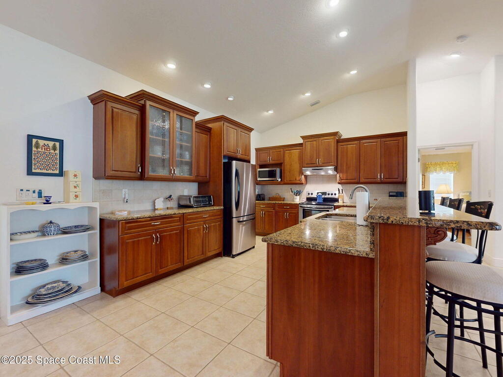 6025 Brabrook Avenue, Grant, FL 32949