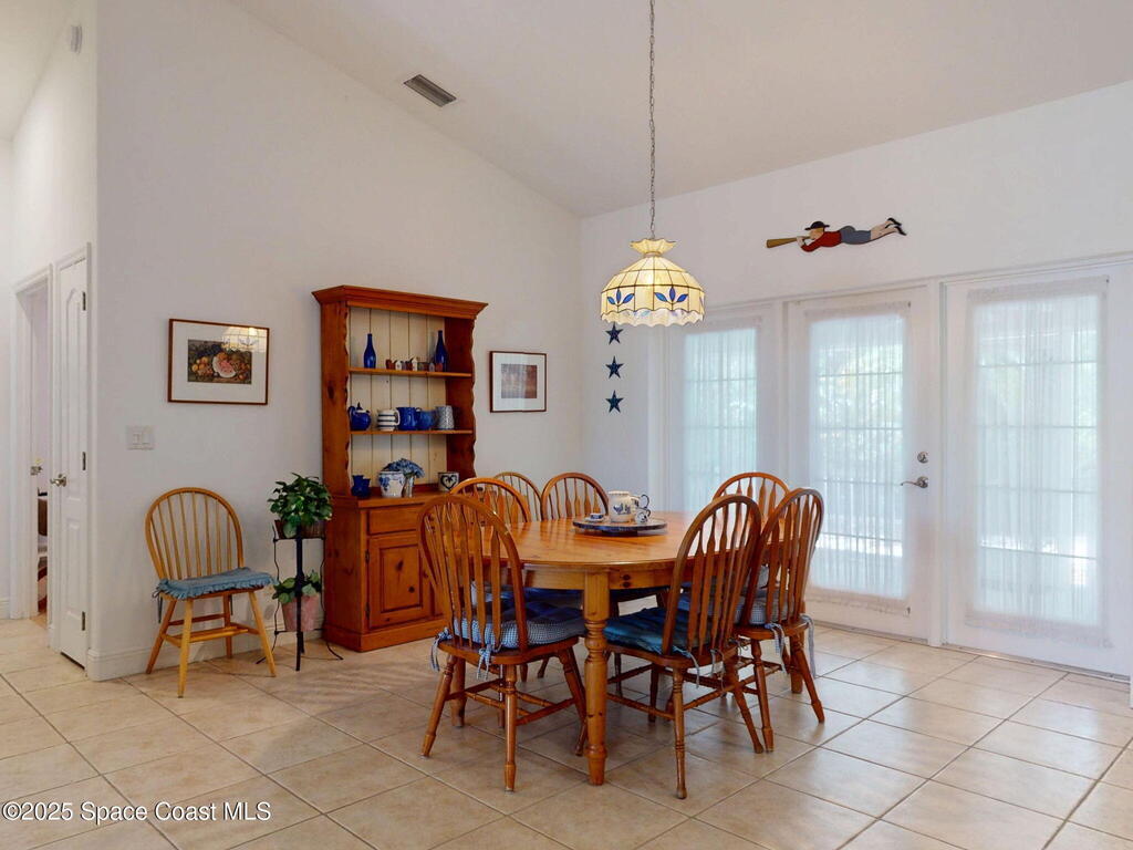 6025 Brabrook Avenue, Grant, FL 32949
