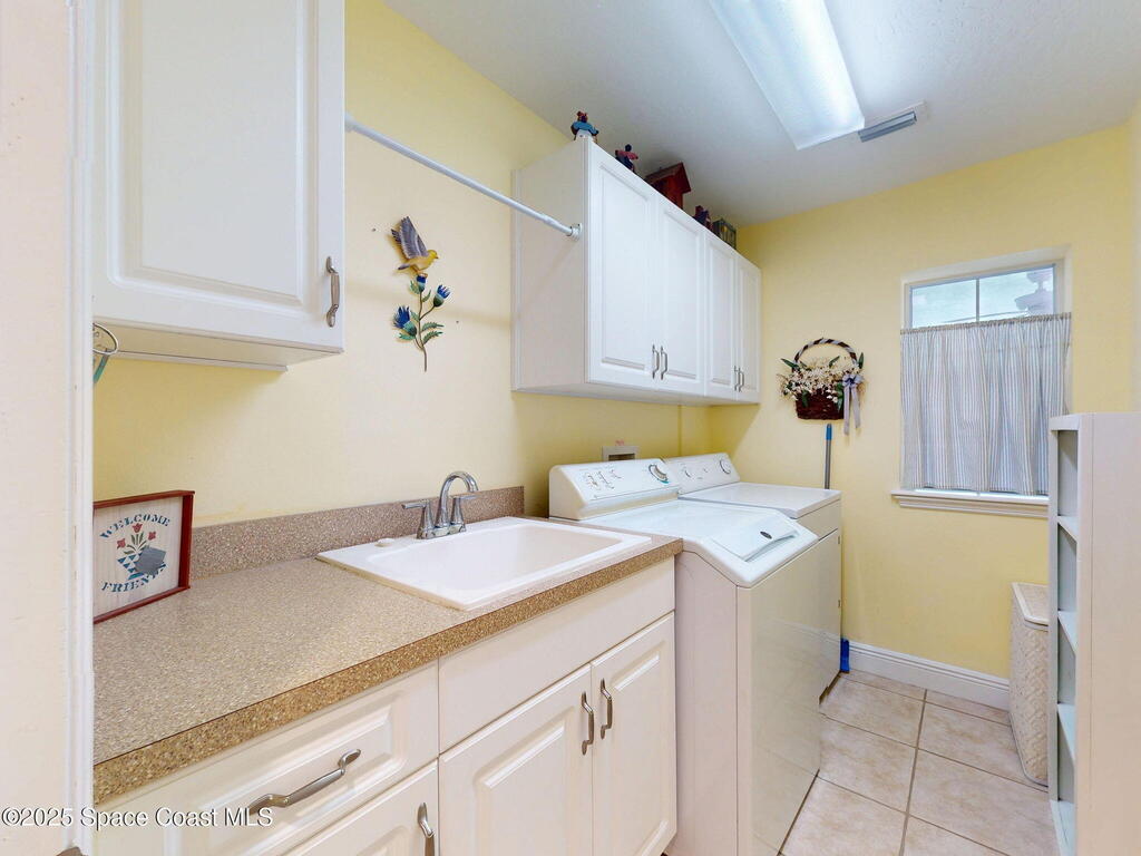 6025 Brabrook Avenue, Grant, FL 32949