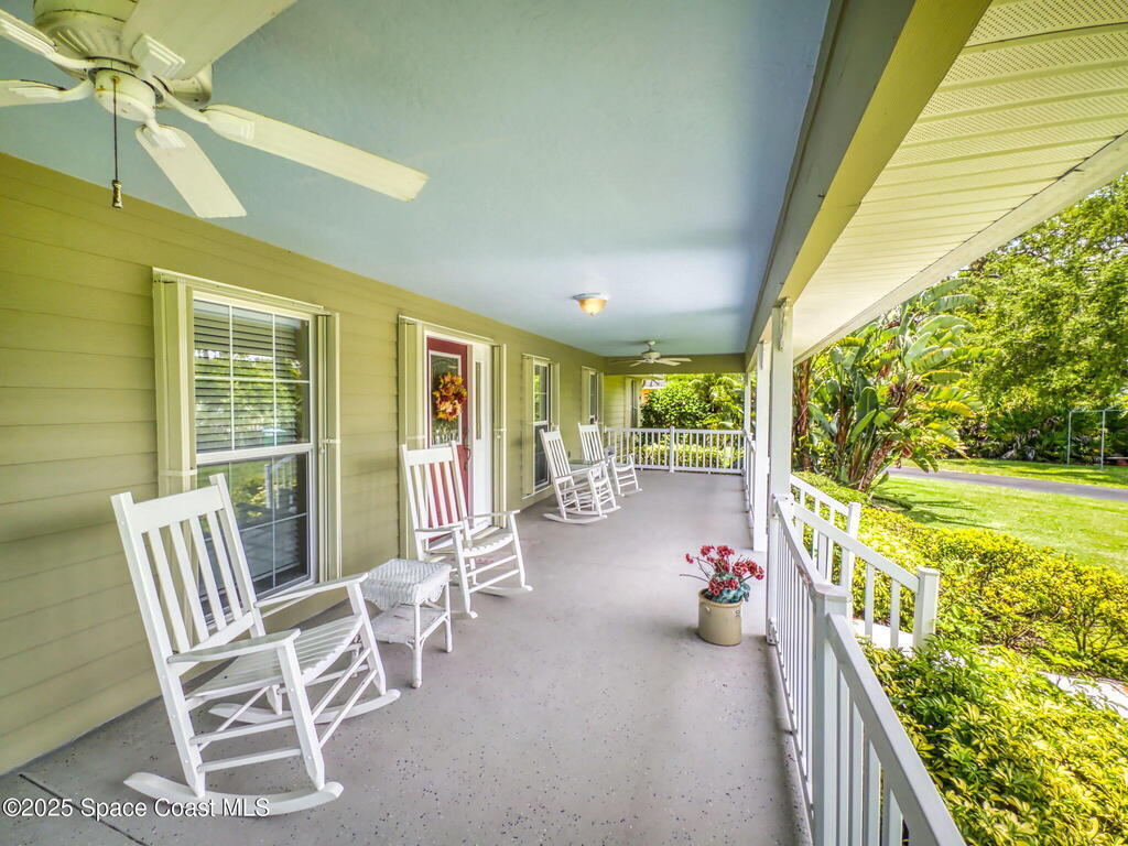 6025 Brabrook Avenue, Grant, FL 32949