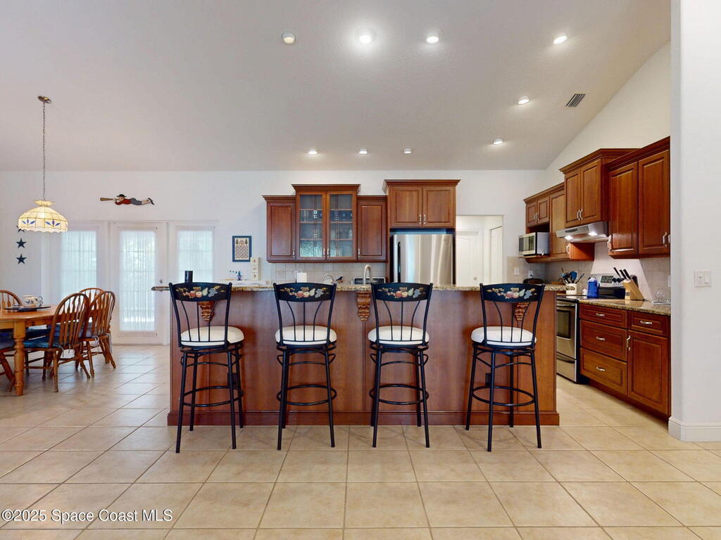 6025 Brabrook Avenue, Grant, FL 32949