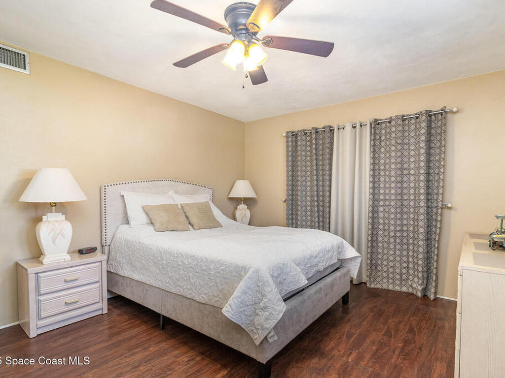 1326 44th Avenue, Vero Beach, FL 32966