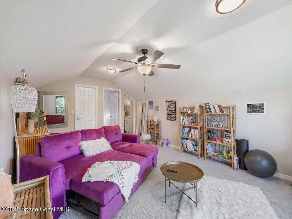 152 Academy Terrace, Sebastian, FL 32958