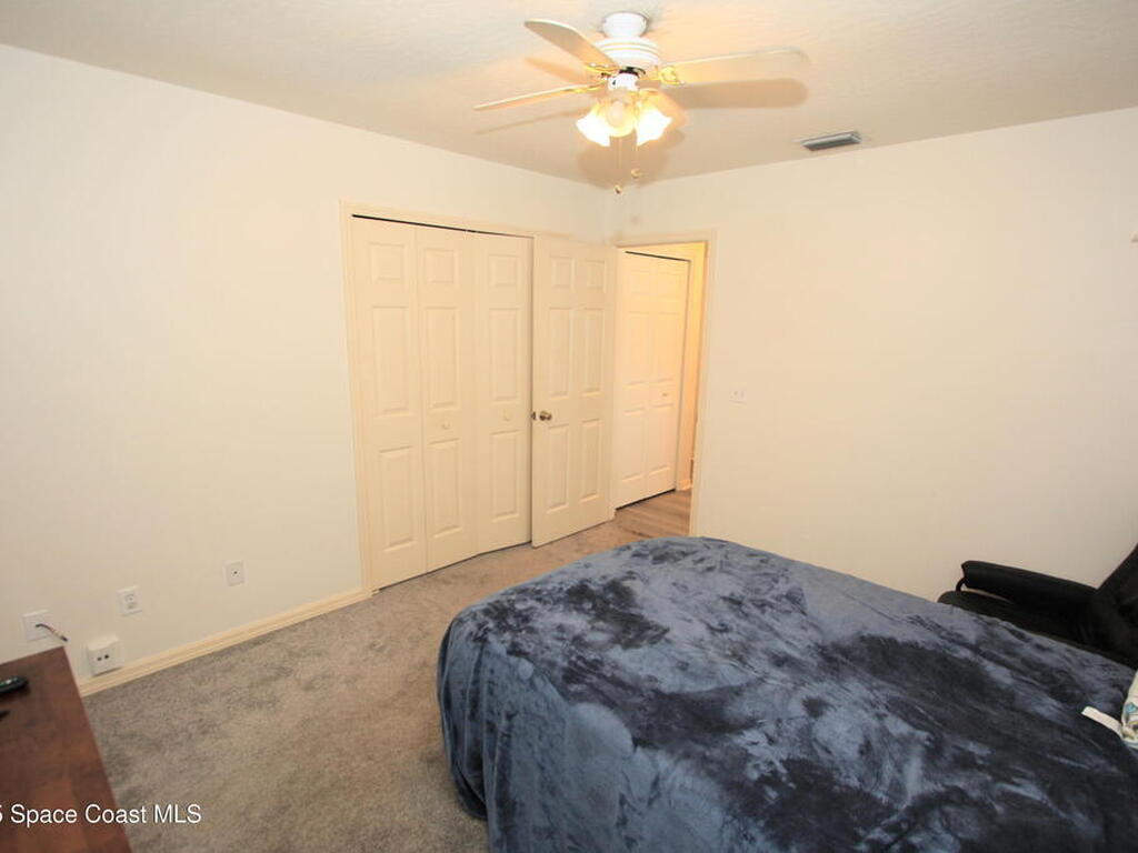 1366 17th Place, Vero Beach, FL 32962