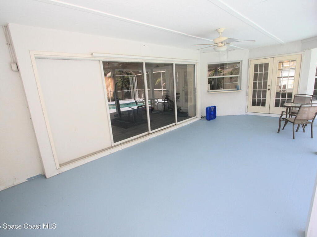1366 17th Place, Vero Beach, FL 32962
