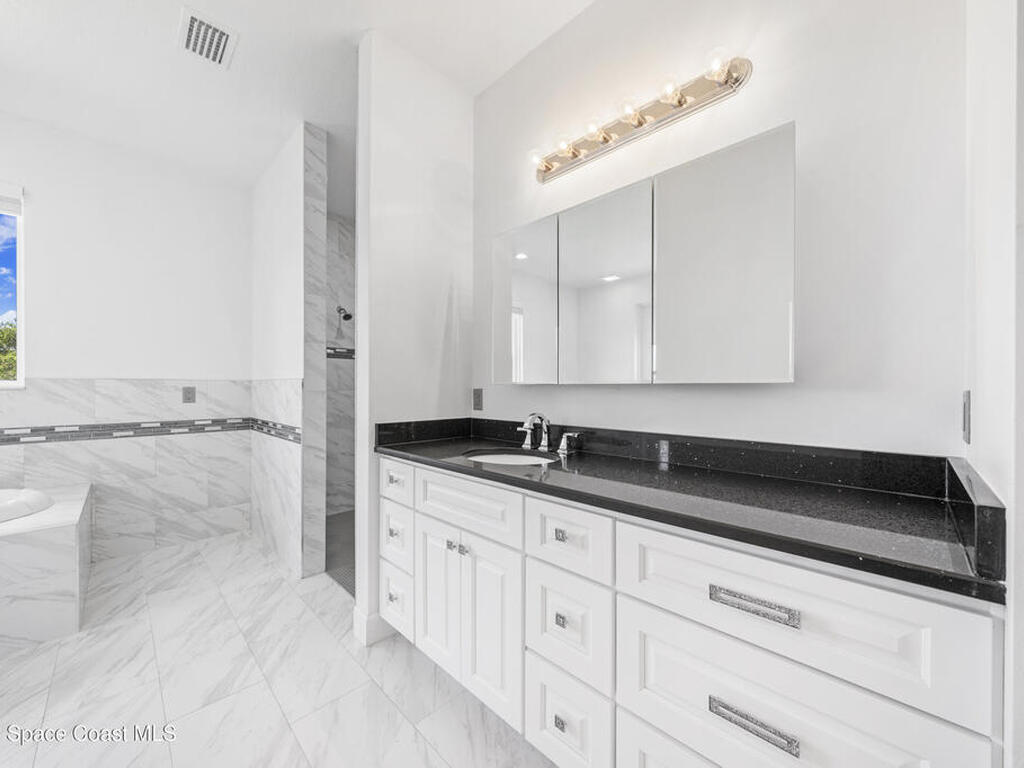 156 Puddle Duck Lane, Grant-Valkaria, FL 32909