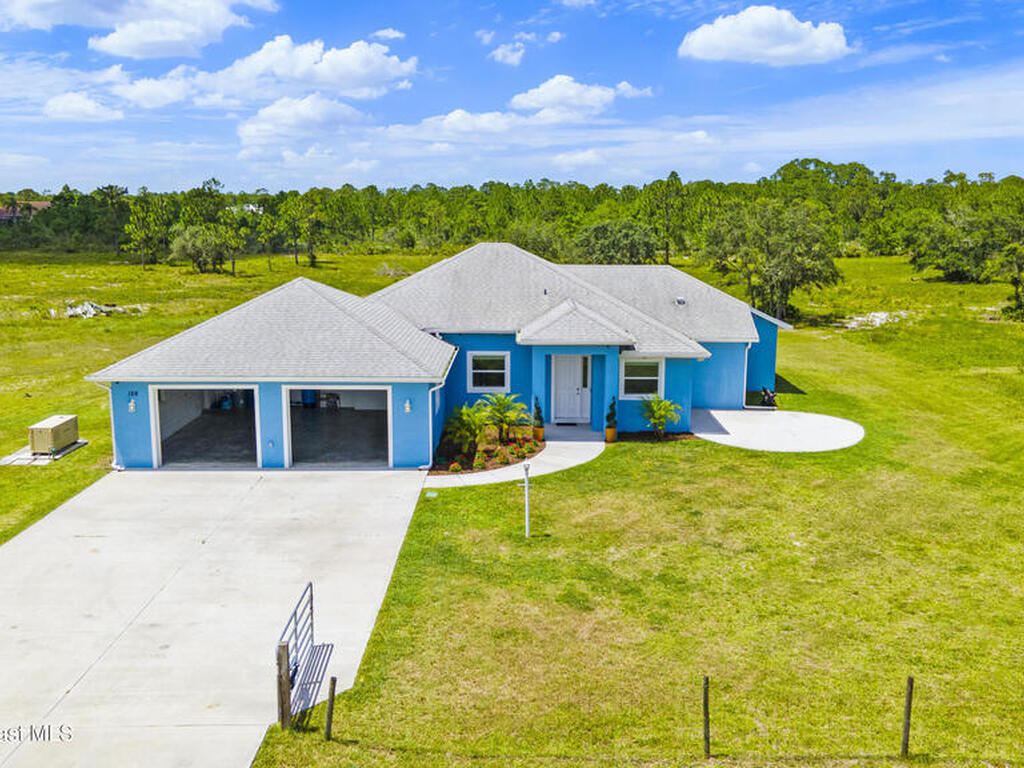 156 Puddle Duck Lane, Grant-Valkaria, FL 32909