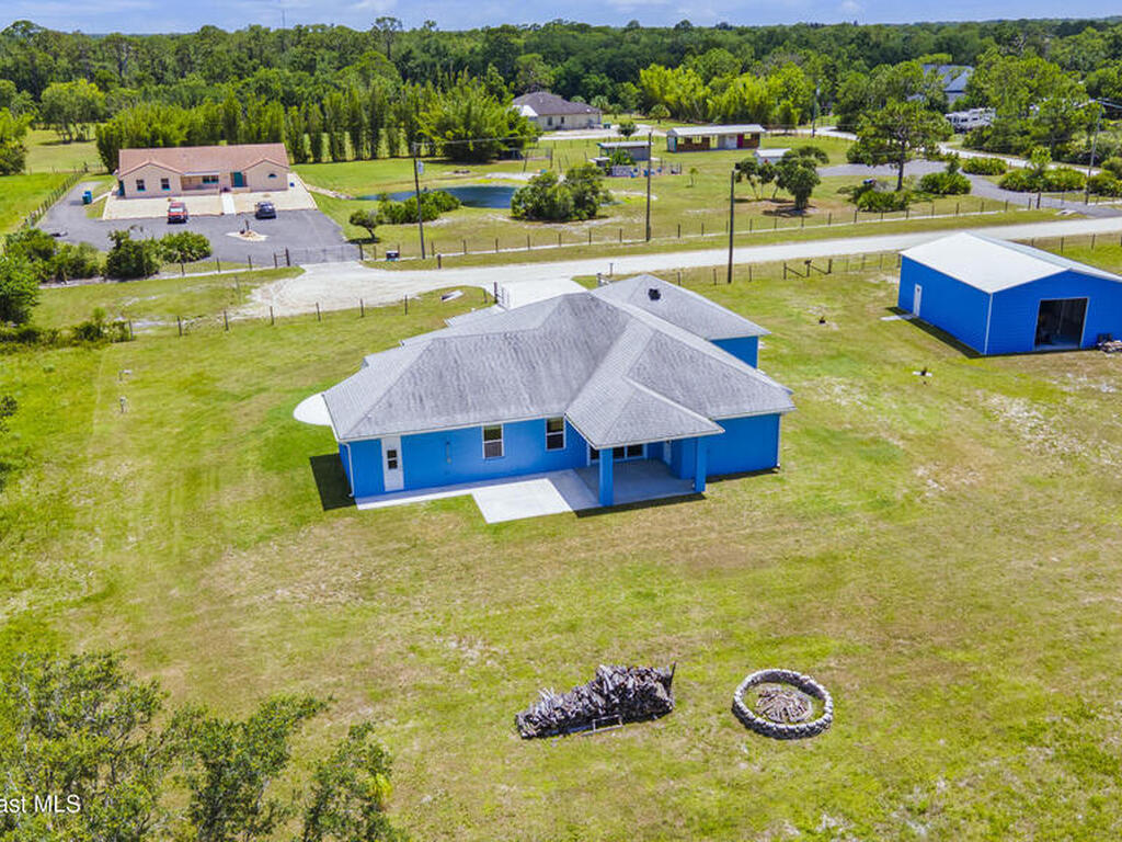 156 Puddle Duck Lane, Grant-Valkaria, FL 32909