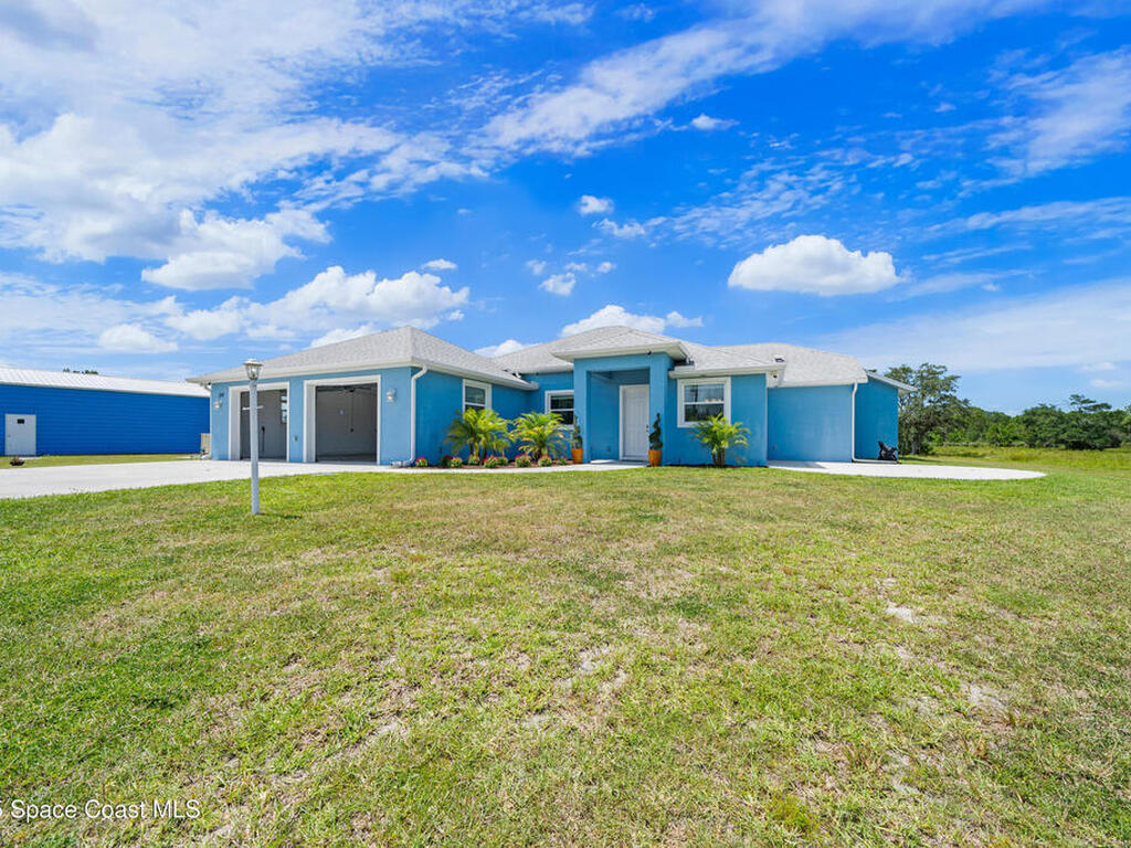 156 Puddle Duck Lane, Grant-Valkaria, FL 32909