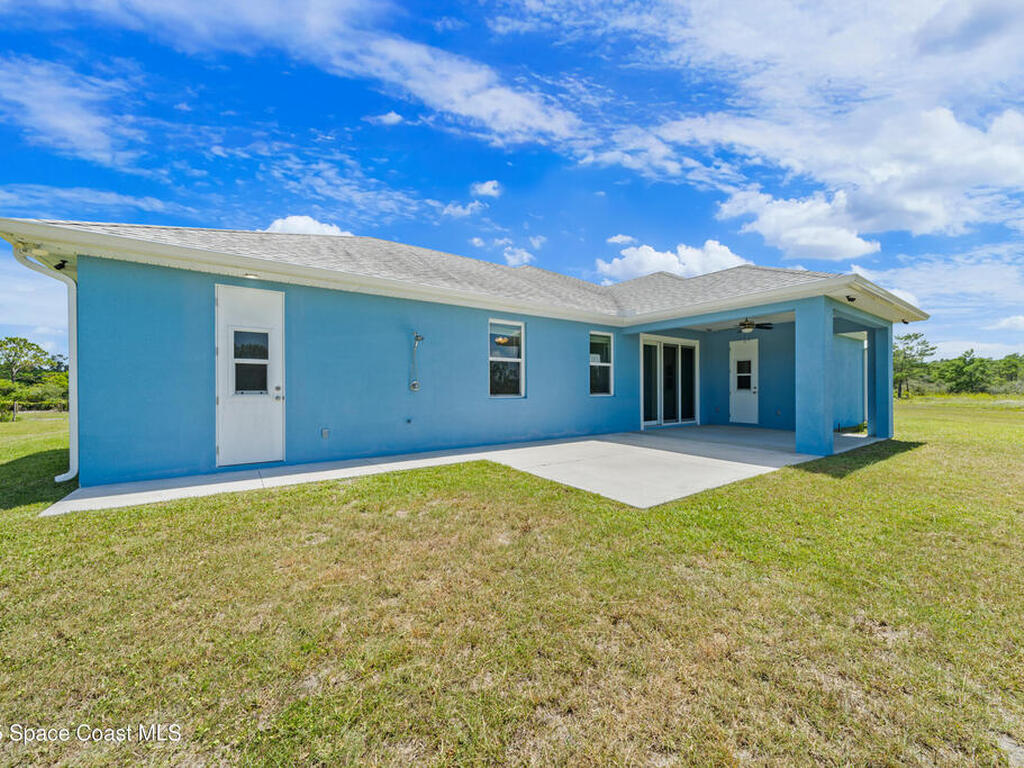 156 Puddle Duck Lane, Grant-Valkaria, FL 32909