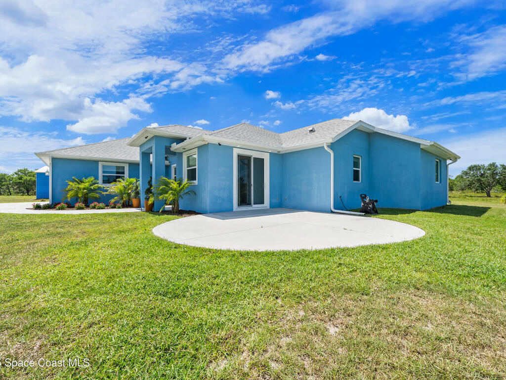 156 Puddle Duck Lane, Grant-Valkaria, FL 32909
