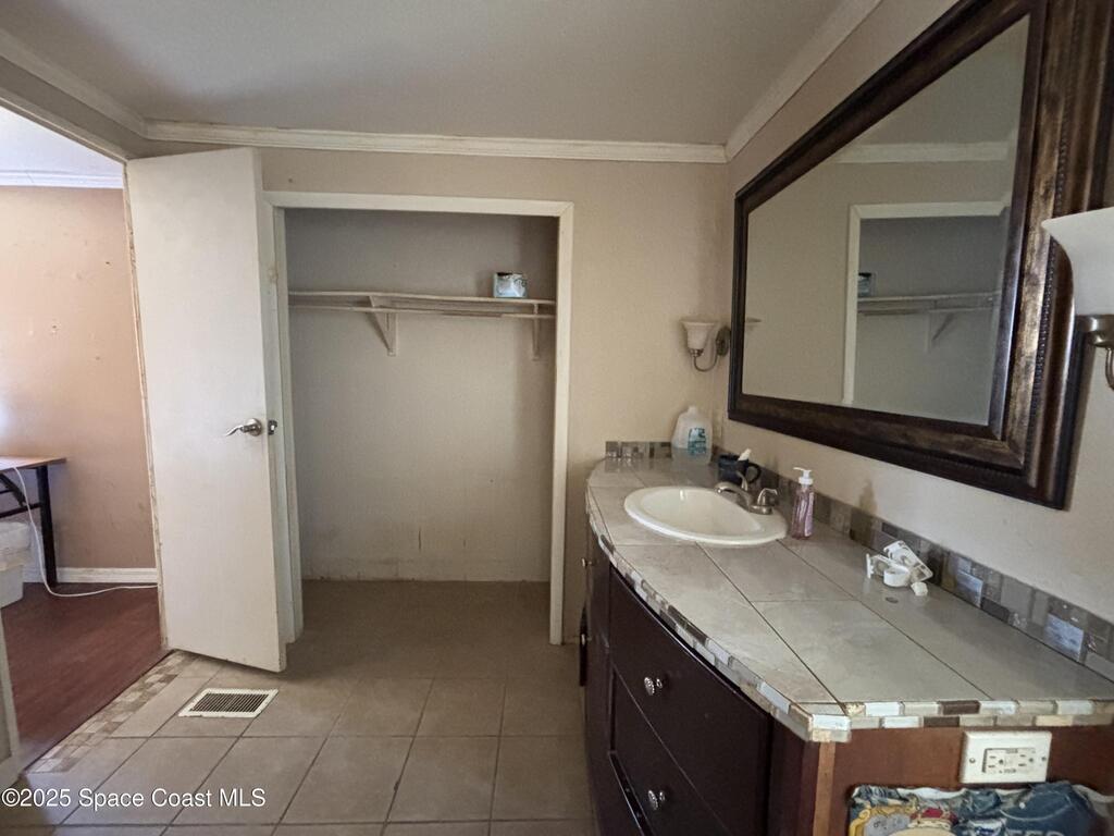 1161 Waterway Drive, Barefoot Bay, FL 32976