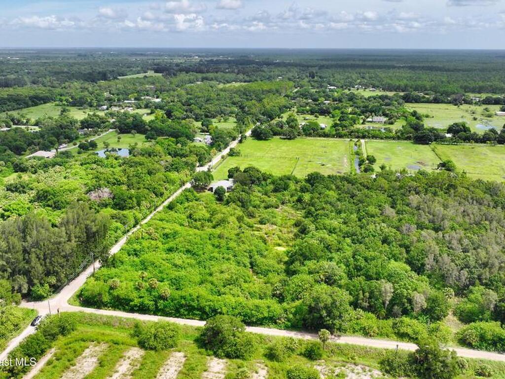 13420 101st Street, Fellsmere, FL 32948