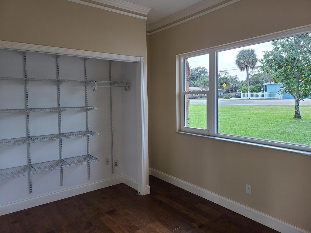 2557 Pineapple Avenue, Melbourne, FL 32935