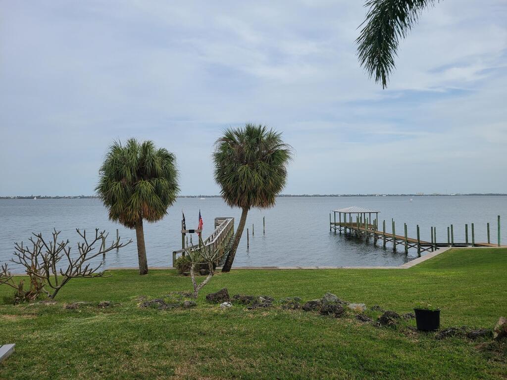 2557 Pineapple Avenue, Melbourne, FL 32935