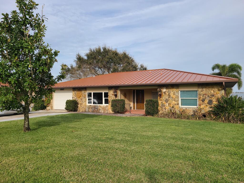 2557 Pineapple Avenue, Melbourne, FL 32935