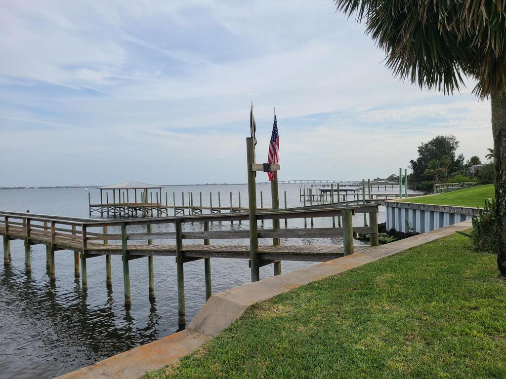 2557 Pineapple Avenue, Melbourne, FL 32935