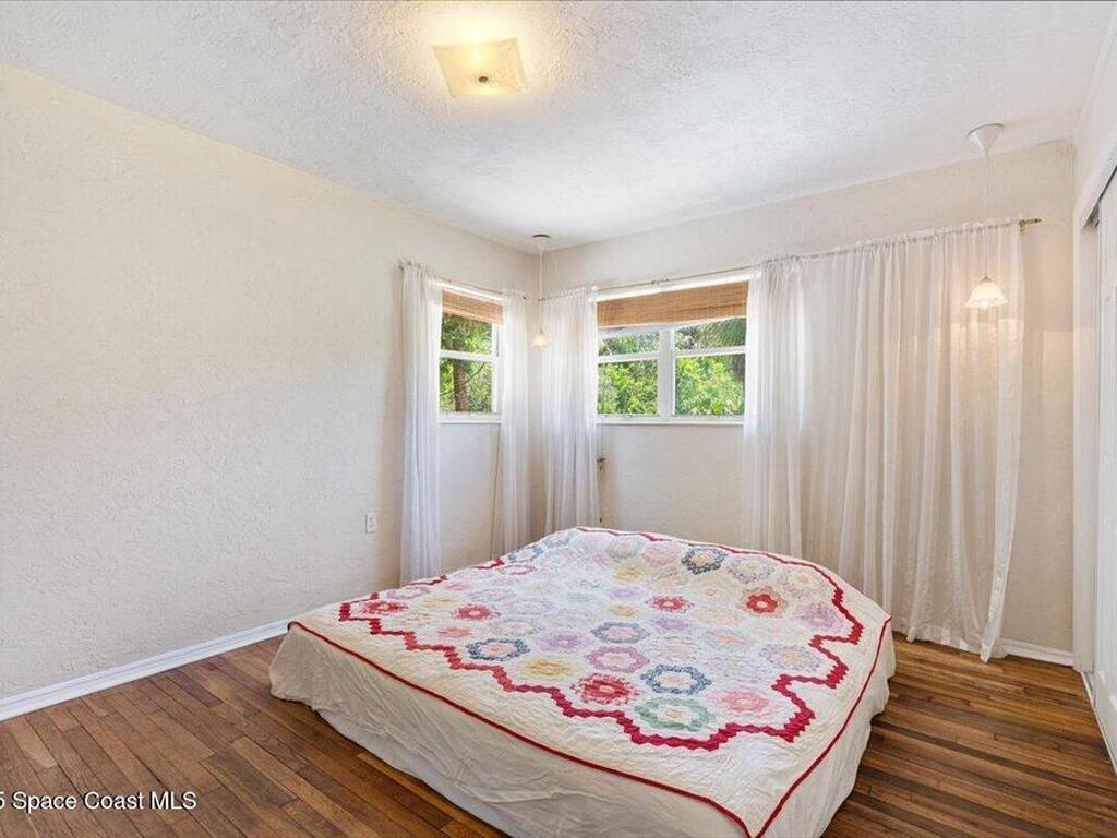 5545 Brabrook Avenue, Grant, FL 32949