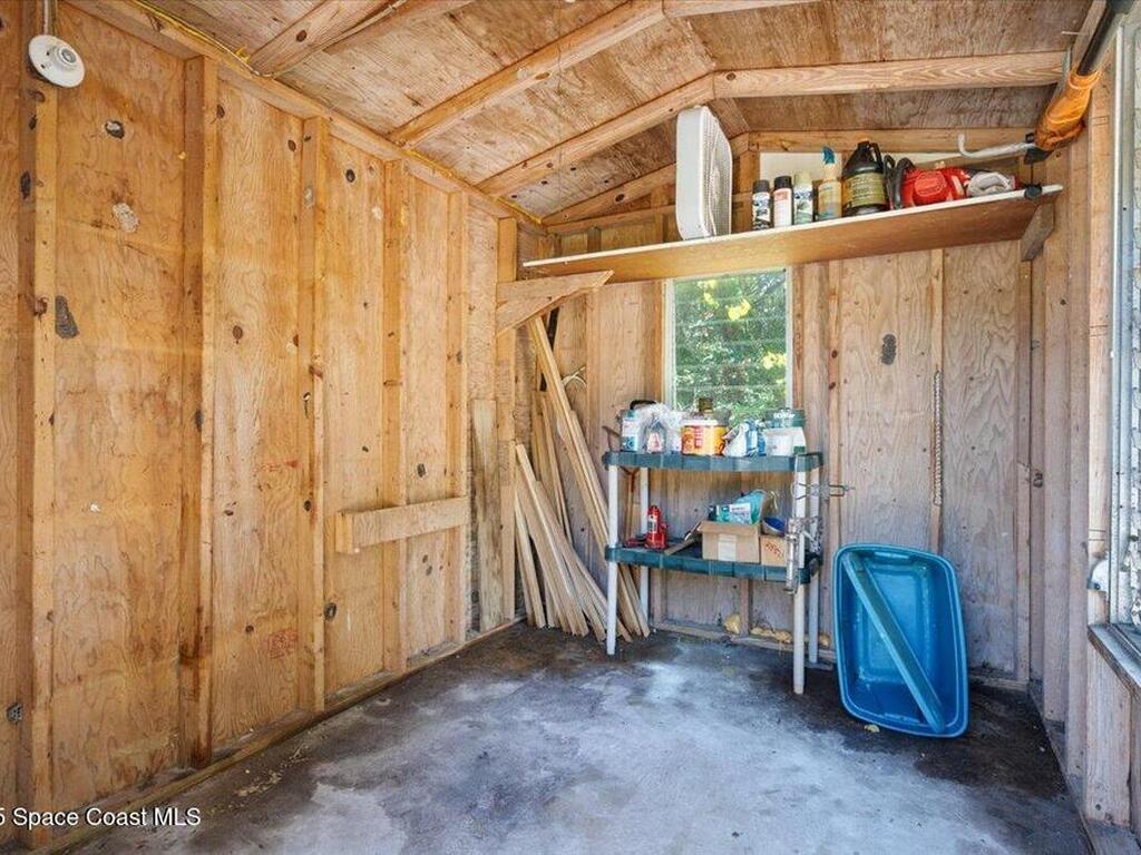 5545 Brabrook Avenue, Grant, FL 32949