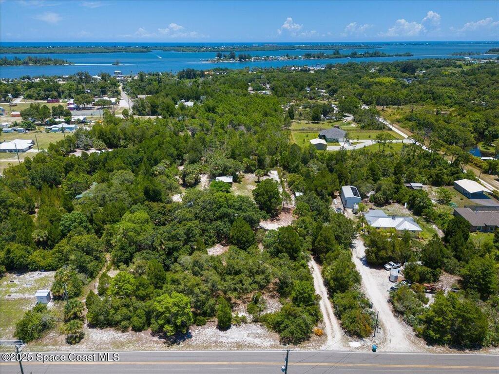 5545 Brabrook Avenue, Grant, FL 32949