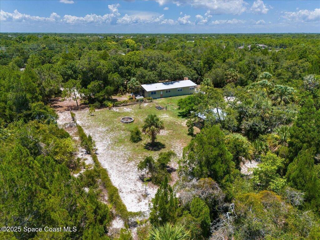 5545 Brabrook Avenue, Grant, FL 32949