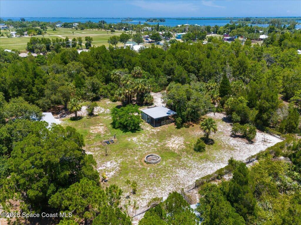 5545 Brabrook Avenue, Grant, FL 32949