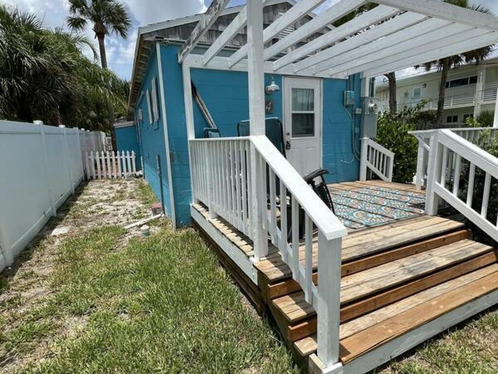 2179 Pineapple Avenue, Melbourne, FL 32935