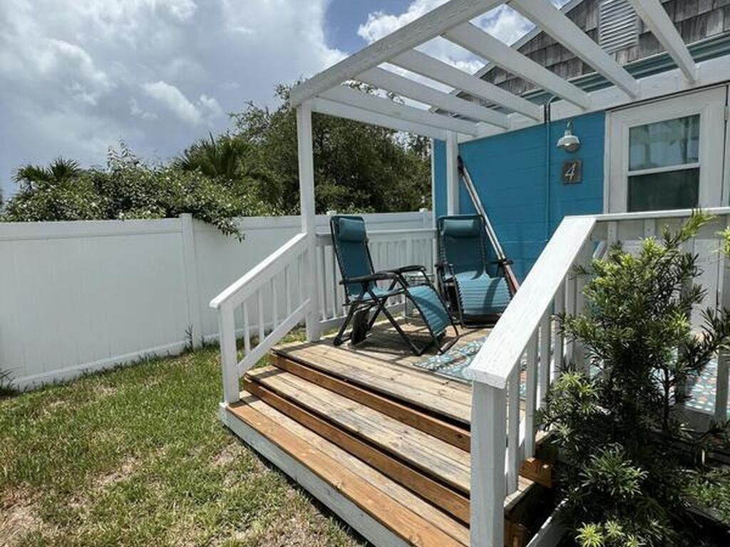 2179 Pineapple Avenue, Melbourne, FL 32935