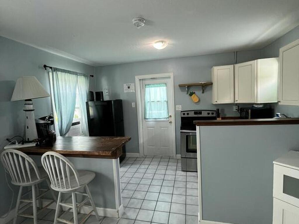 2179 Pineapple Avenue, Melbourne, FL 32935