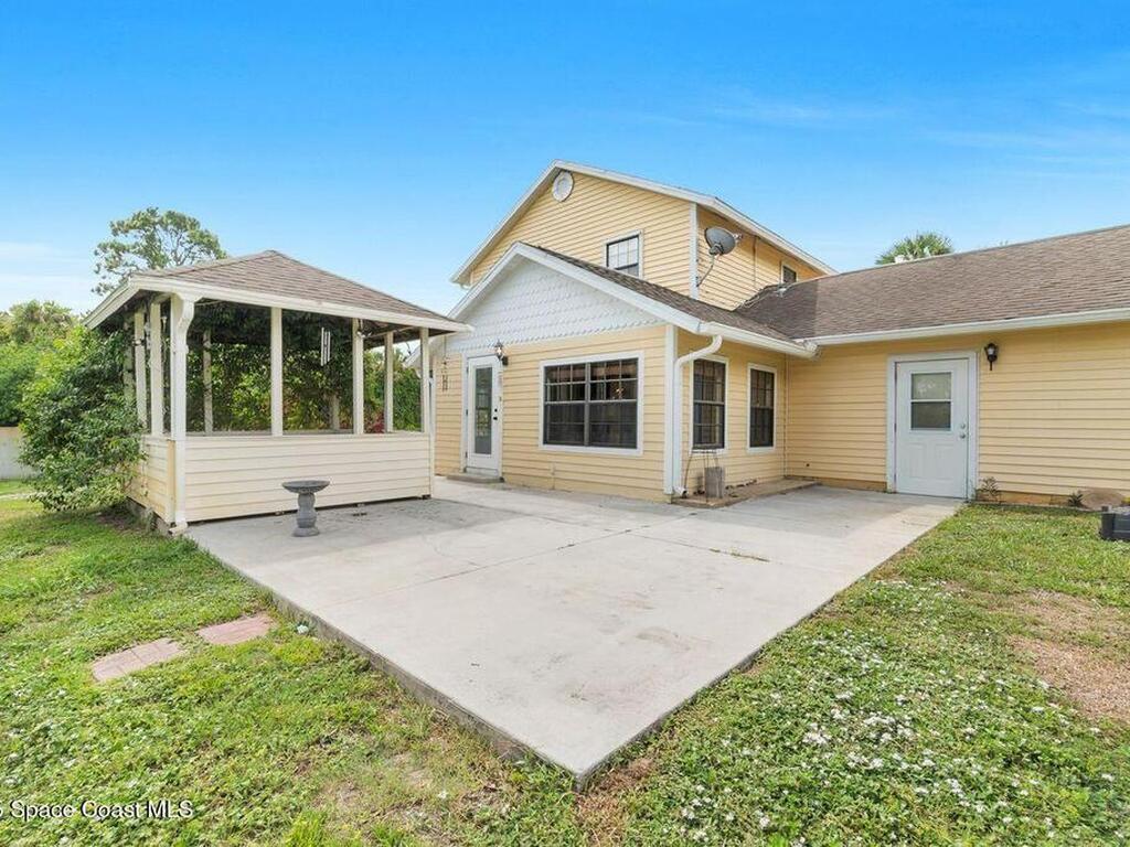 4200 Lee Hall Place, Cocoa, FL 32927