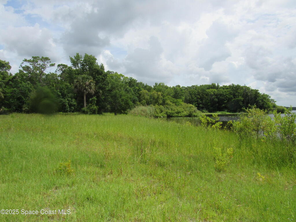1255 S State Road 415, New Smyrna Beach, FL 32168