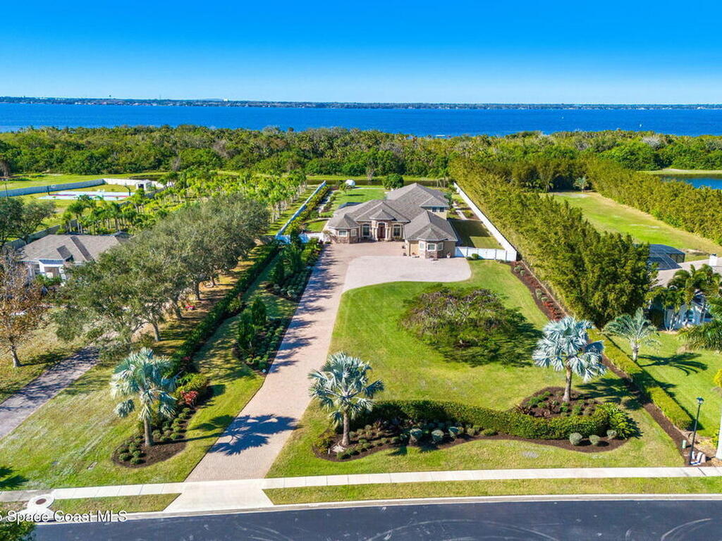 4022 Tradewinds Trail, Merritt Island, FL 32953