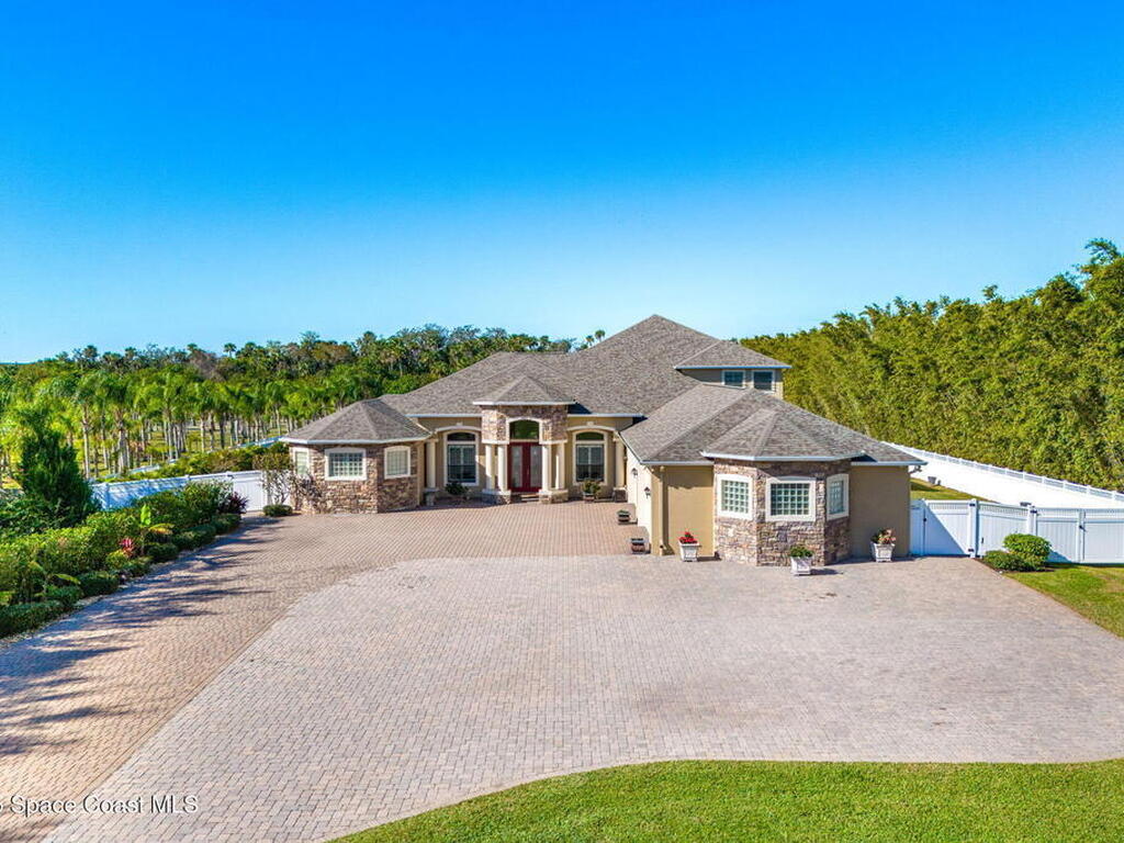 4022 Tradewinds Trail, Merritt Island, FL 32953