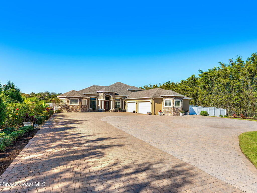 4022 Tradewinds Trail, Merritt Island, FL 32953